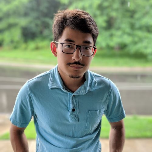 Student Computer Consultant, Arun Shrestha. Grad year 2020